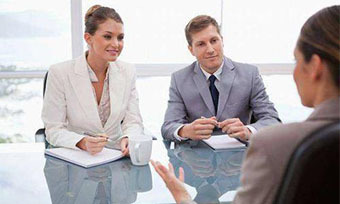 智能交替?zhèn)髯g公司軟件開發(fā) 機(jī)遇與挑戰(zhàn)