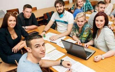 小語種翻譯軟件開發(fā) 機(jī)遇、挑戰(zhàn)與未來趨勢(shì)